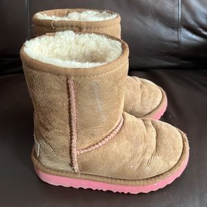 Ugg toddler boots